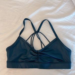 Alo Yoga cross back sports bra size S